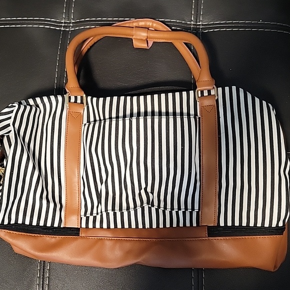 Weekender bag - Picture 2 of 3